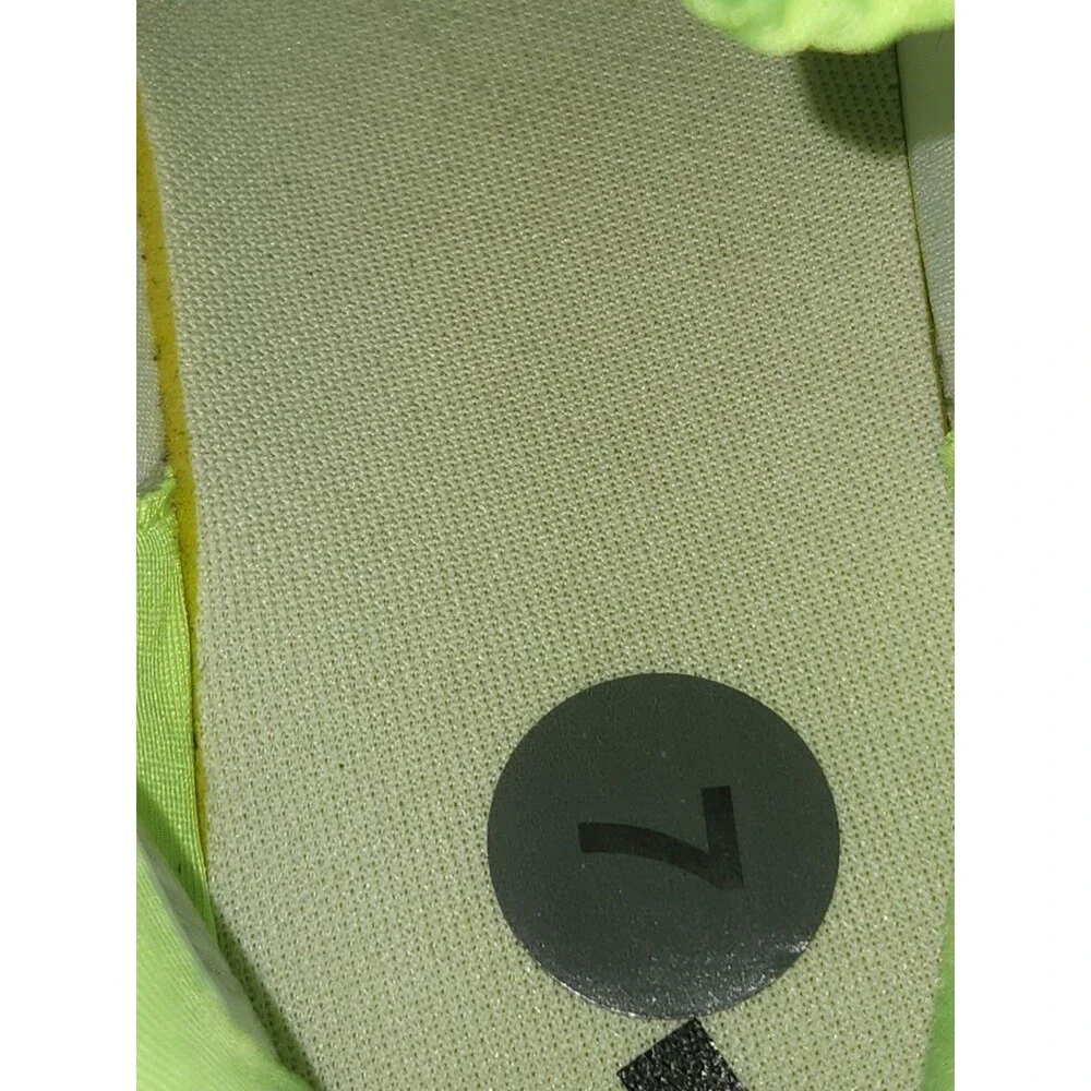 New! Adidas Tensaur Comfort Kids Shoes Grey w/lime green accents US Sz 7 - Picture 5 of 12